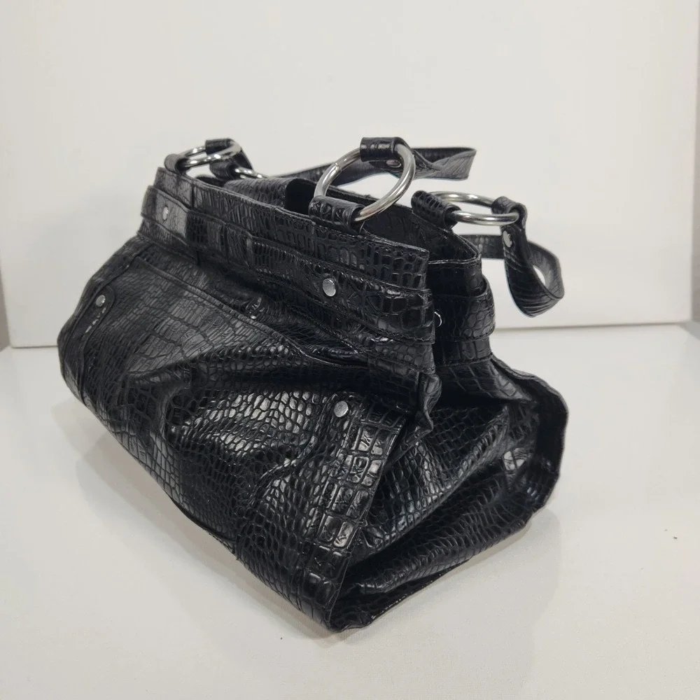 Liz Claiborne liz claiborne